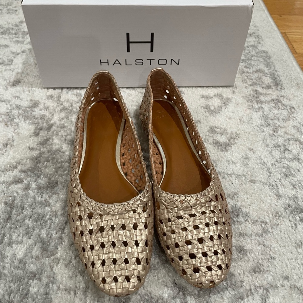 Halston gold flats size 8.5